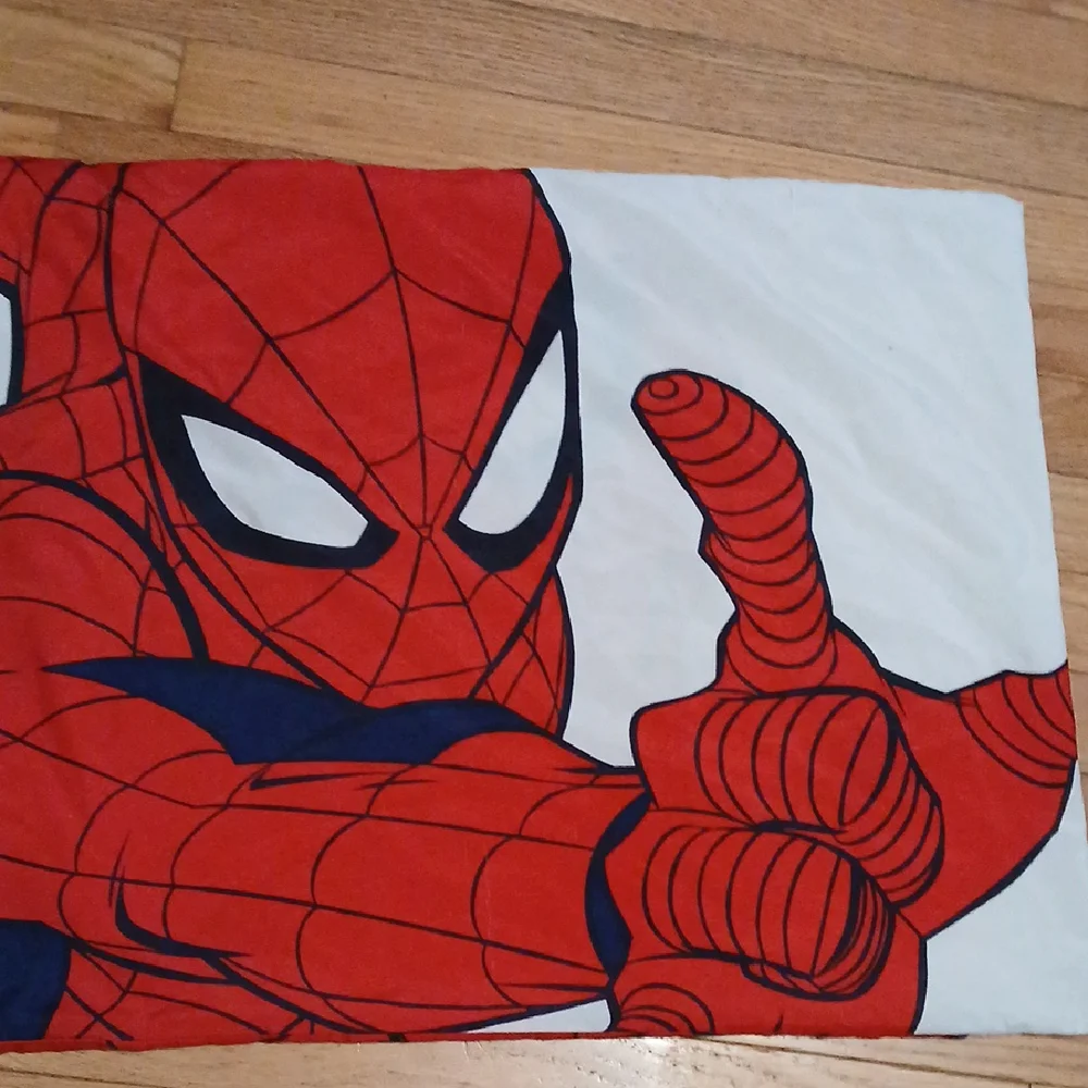 Spider-Man Themed Pillowcase - Red and White